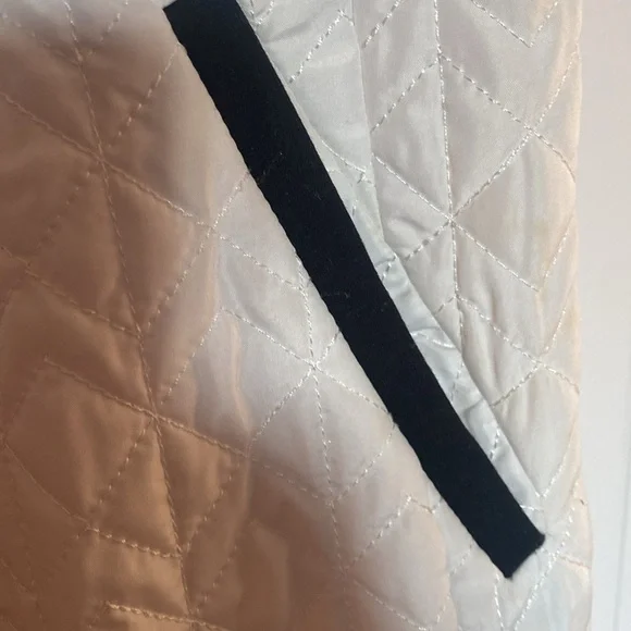 Chico’s Quilted Vest Size 1 (Size S) - Picture 4 of 9